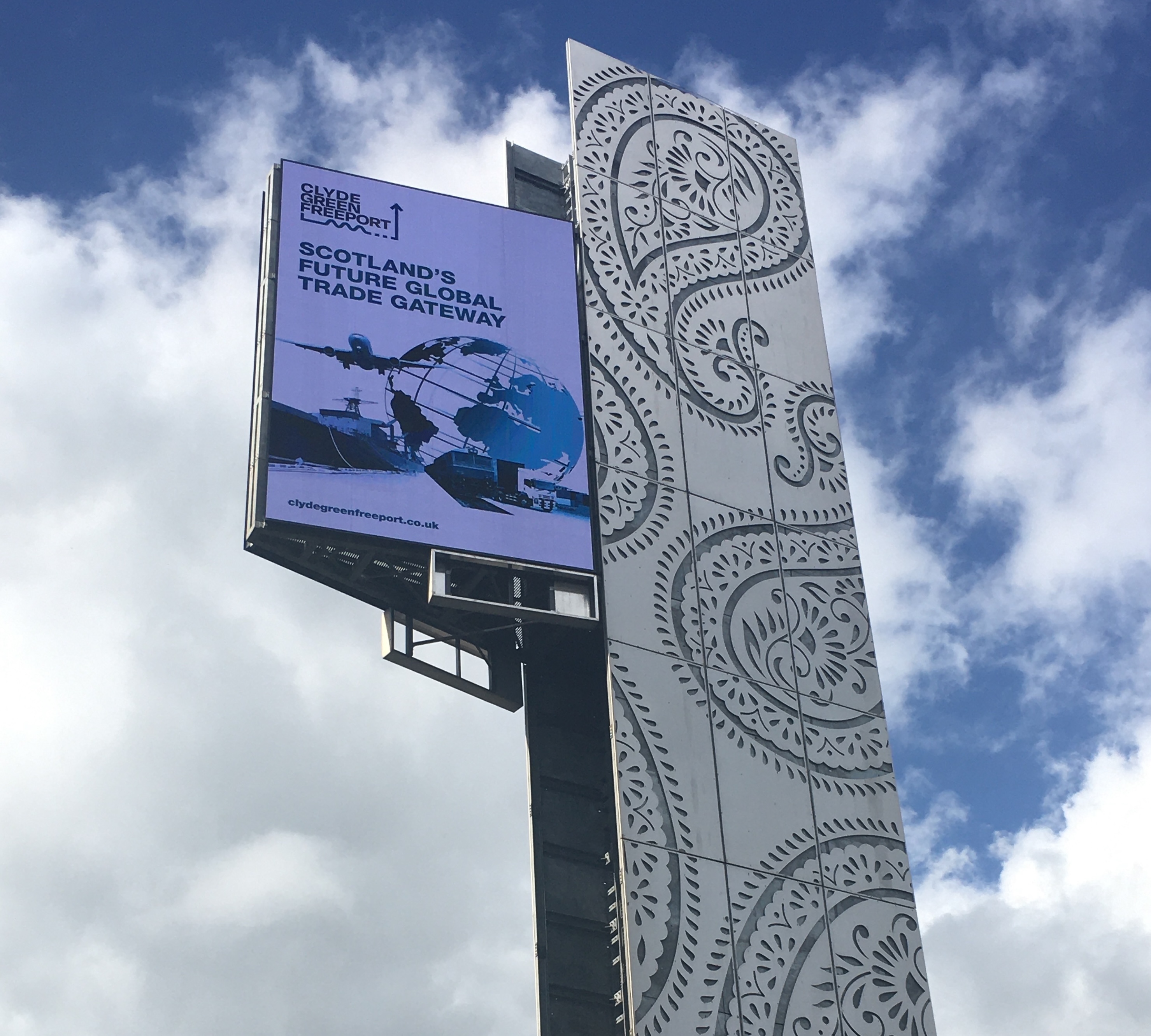 20220905_M8 billboard screen.jpg